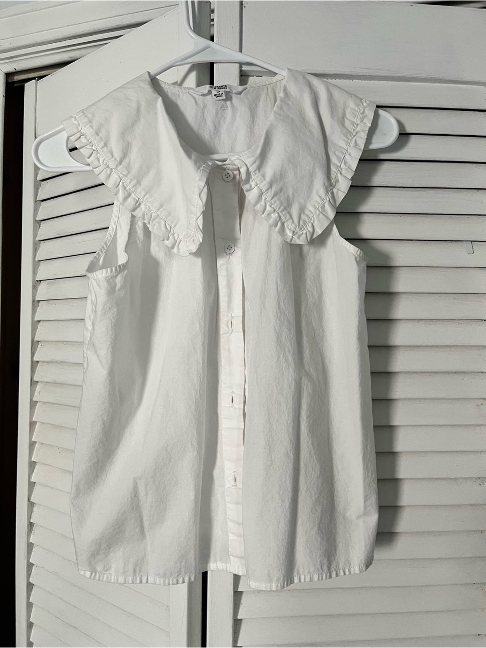 BB Dakota White Sleeveless Tie-Neck Top